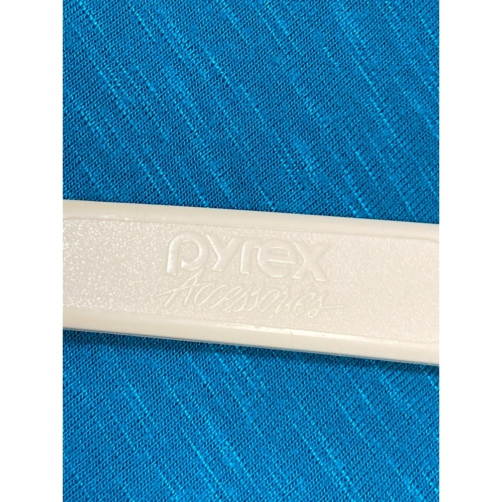 Pyrex Accessories Cream Plastic Pie Cake Server Serrated Edge Vintage 3370