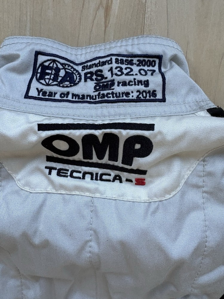 Omp Race Suit 54 (44US)