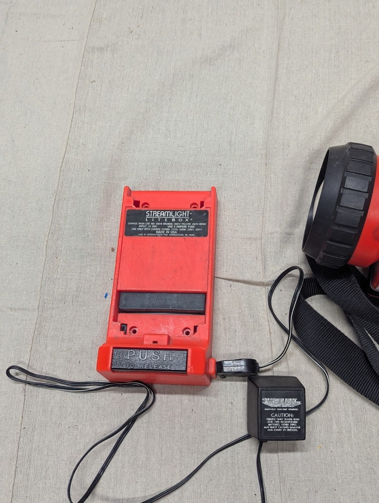 Streamlight LiteBox EMS Firefighter Flashlight With Charger