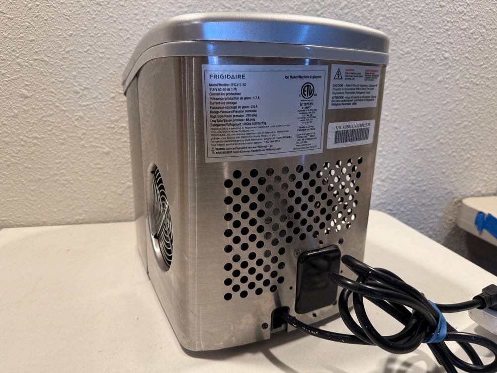 Vintage Frigidaire Ice Maker Machine Compact Countertop EFIC117-SS Silver