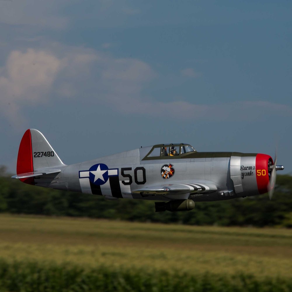 Hangar 9 P-47D Thunderbolt 20cc ARF HAN2990B