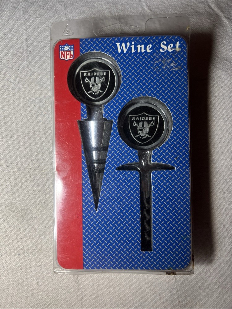 Raiders Corkscrew And Wine Stopper