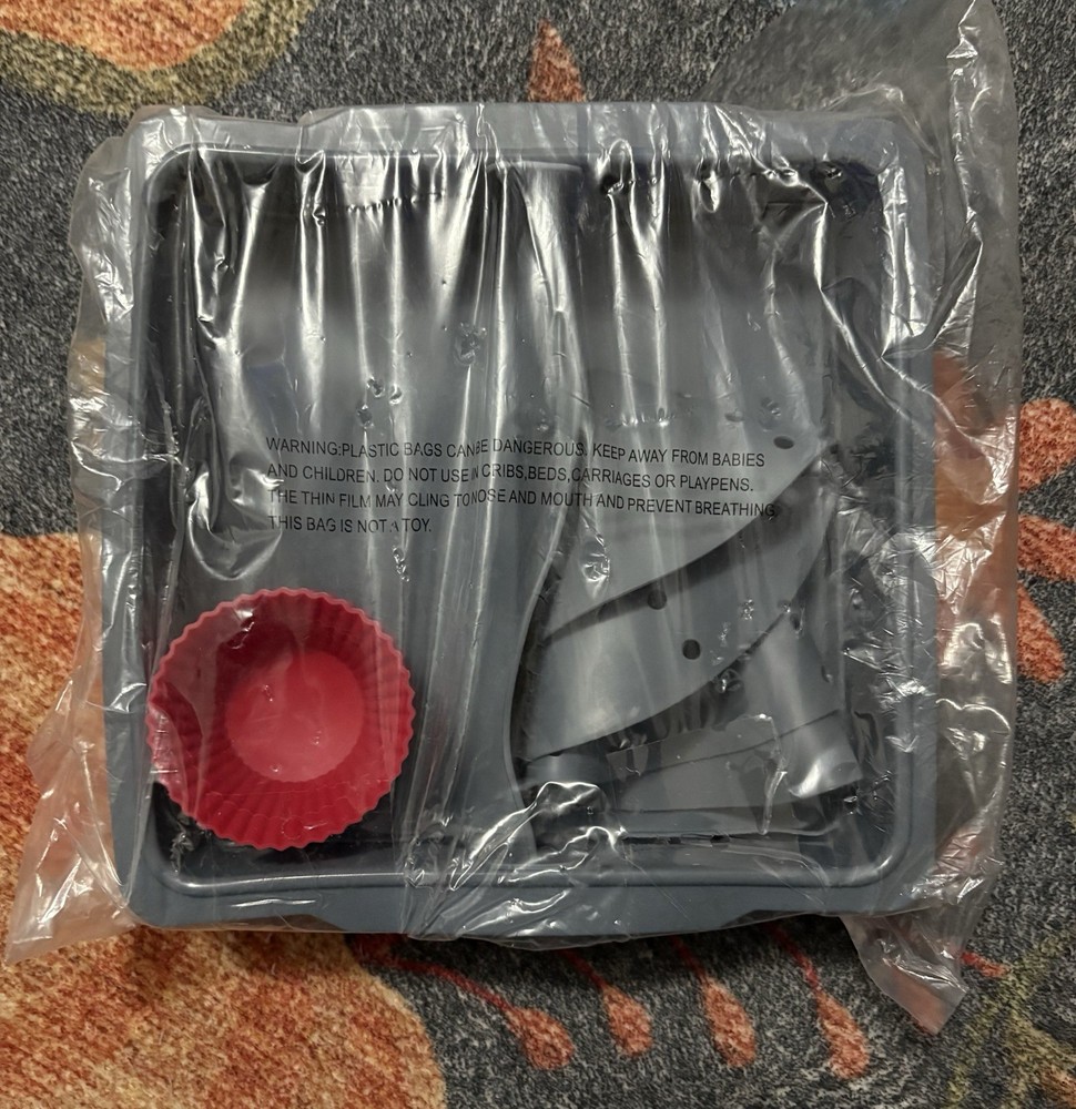 Silicone Bakeware Set Bake Pan Divider Ring Cupcake Liners & Baking Book Nuwave