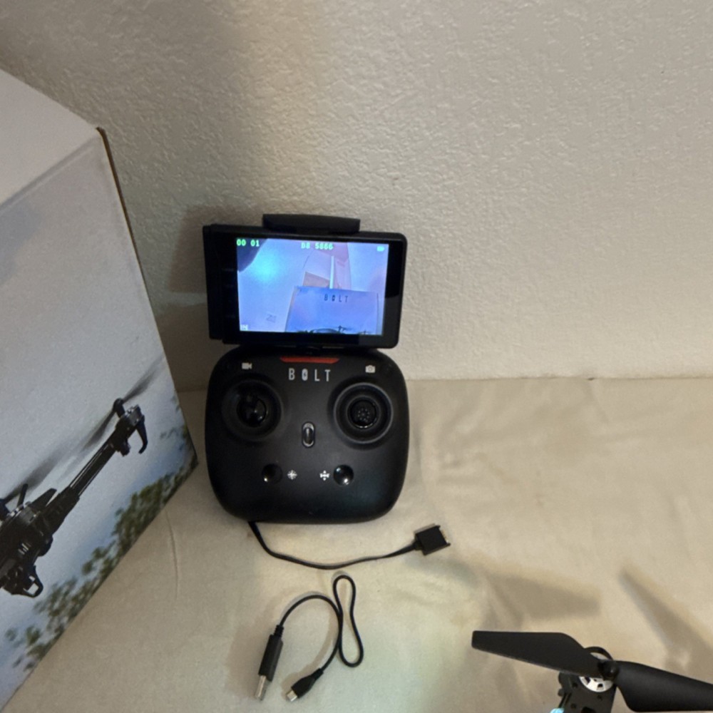 BOLT Quadcopter Drone with HD Screen, Camera, Controller, Battery, Propellers