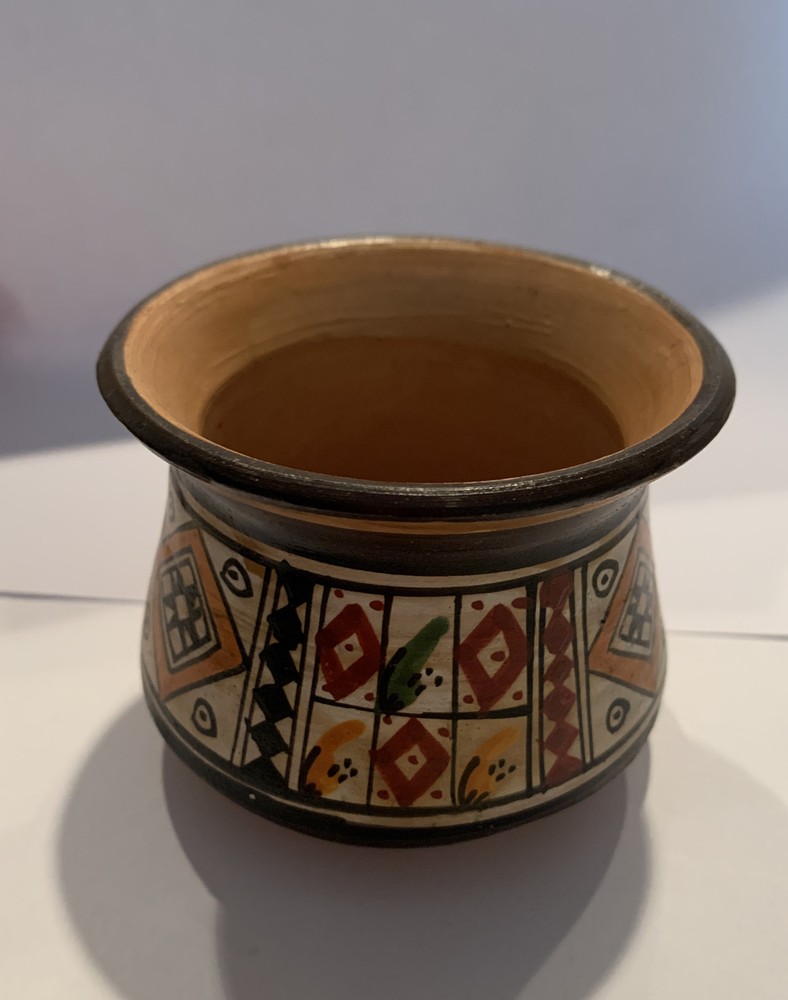 Inca Peruvian Pottery Hand Painted Small Vase