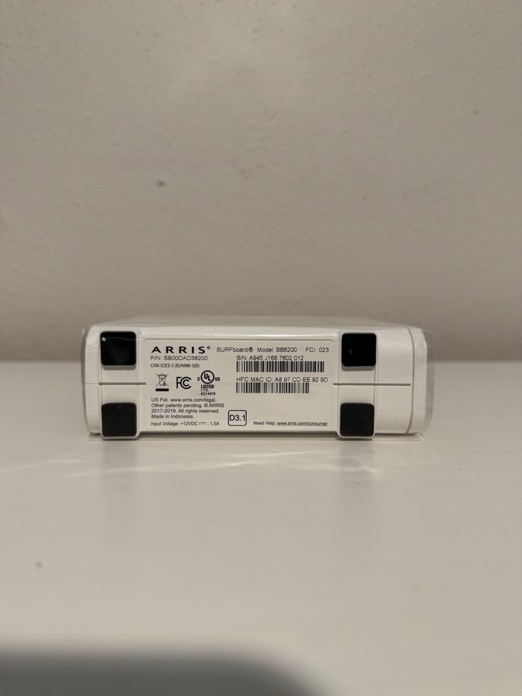 ARRIS SURFboard SB8200 DOCSIS 3.1 10 Gbps Cable Modem