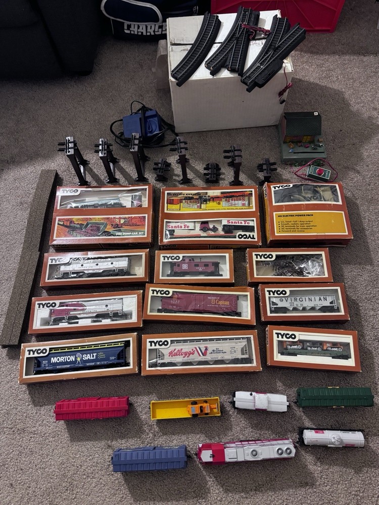 Tyco Vintage Electric Train Set In Original Box