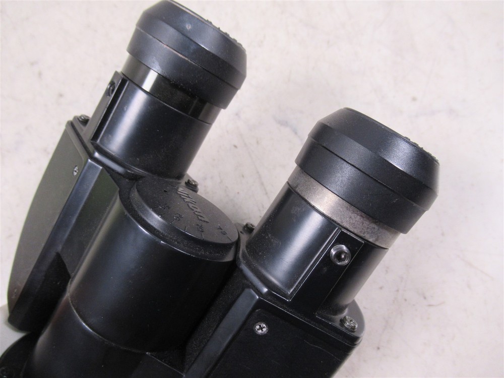 Nikon E2-TB Microscope Binocular Head with 2 Eyepieces for Eclipse E200