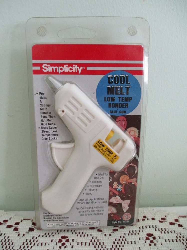 Simplicity LOW TEMP GLUE GUN w/STICKS ~ Cool Melt Temperature READ BELOW
