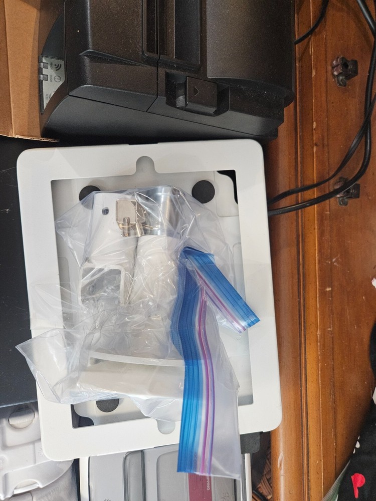 Shopify bundle, includes everything you need to set up a pos system