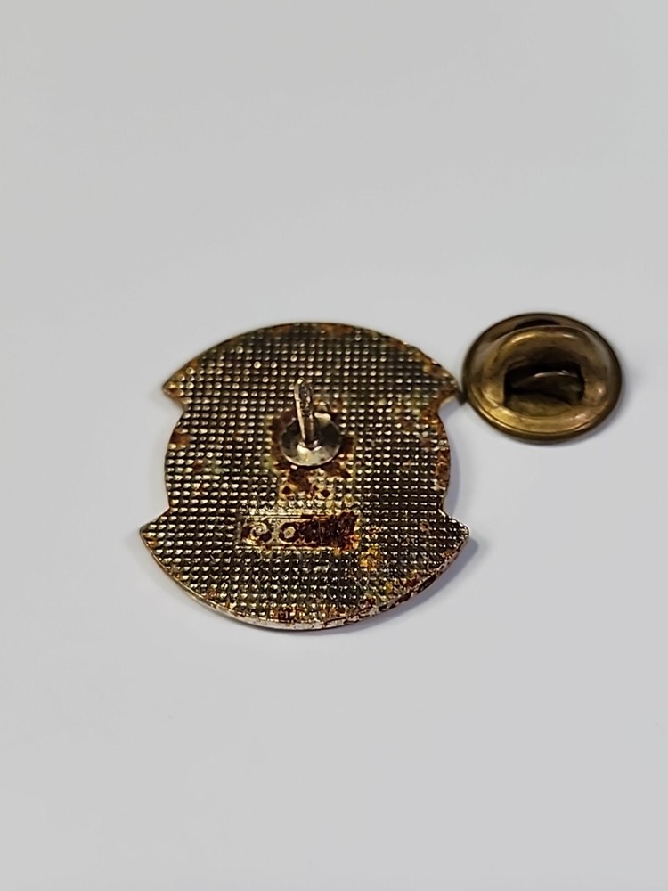 Ground Zero Rescue Recovery Lapel Pin 911 Commemorative Until Last Brick Turned