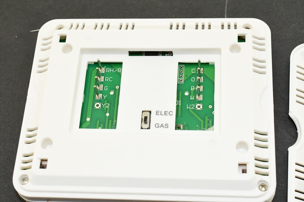 Bluefin Master Series 5/1/1 Day Programmable 1H/1C Thermostat