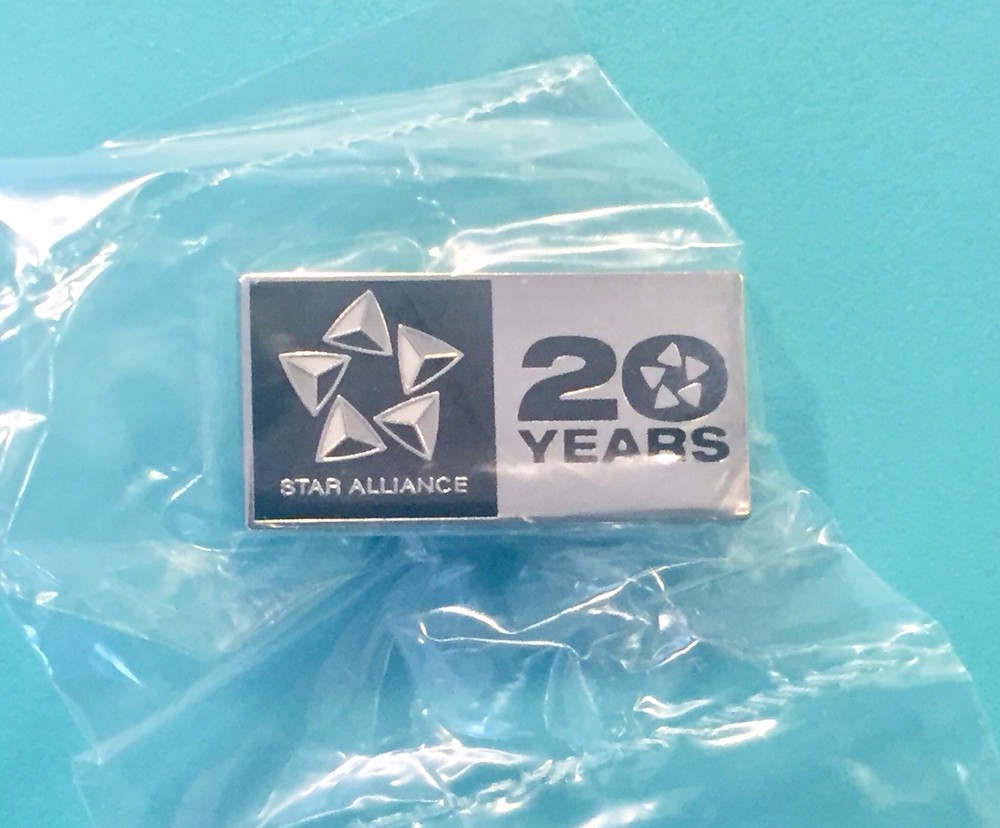 STAR ALLIANCE 20 YEAR PIN