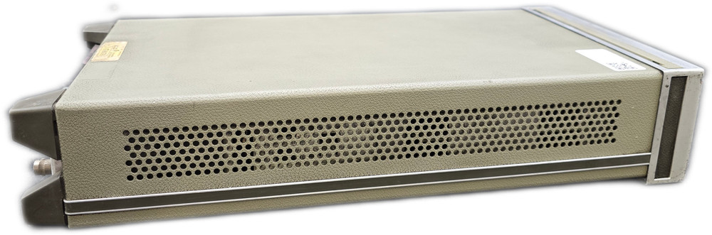 HP 8116A Pulse/Function Generator w/Cable