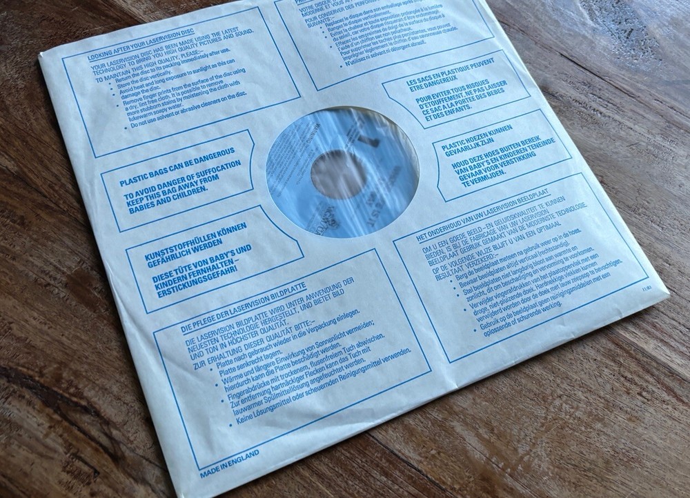 WHOSE LIFE IS IT ANYWAY - RICHARD DREYFUSS / JOHN CASSAVETES EX+/EX+ LASERDISC