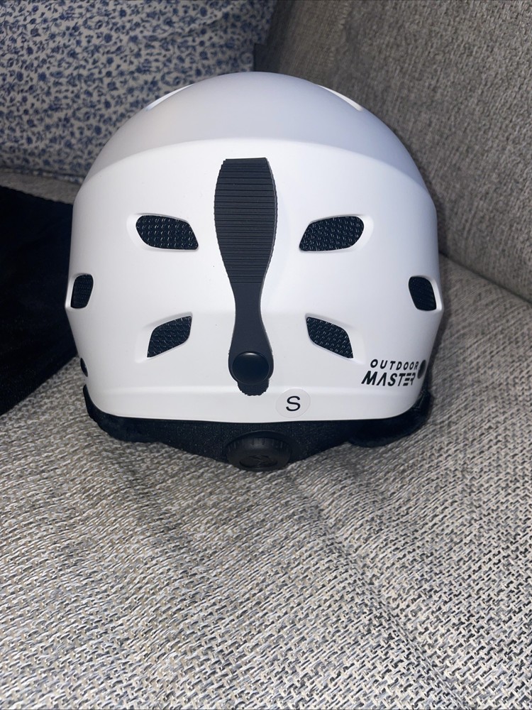 OutdoorMaster Ski Helmet Size Small White