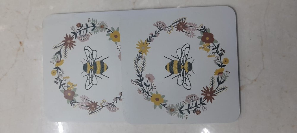 Cup base for drinks A cup base for drinks, tea, coffee,