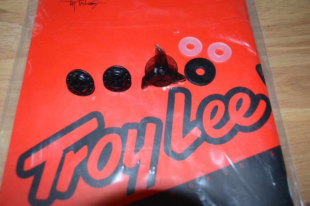 Troy Lee Designs D4/Stage Visor Replacement Screws