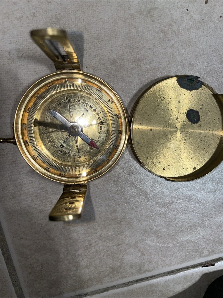 Brass Compass ~ Directional Sighting Style ~ With Cover