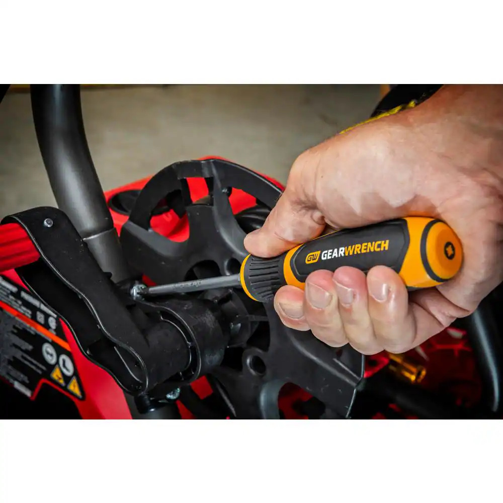 4 Pc. Pozidriv Dual Material Screwdriver Set