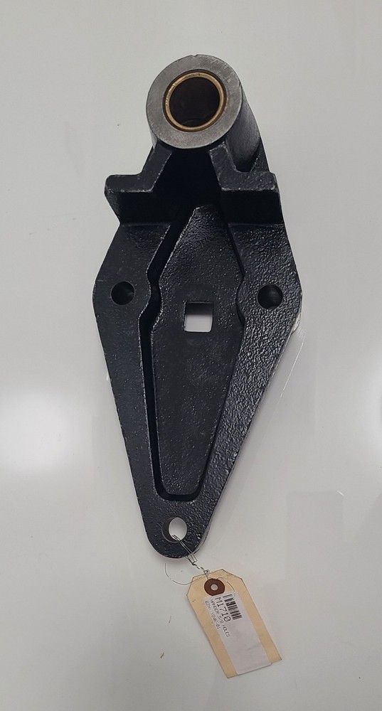 M1710 HANGER 5/8 HOLES