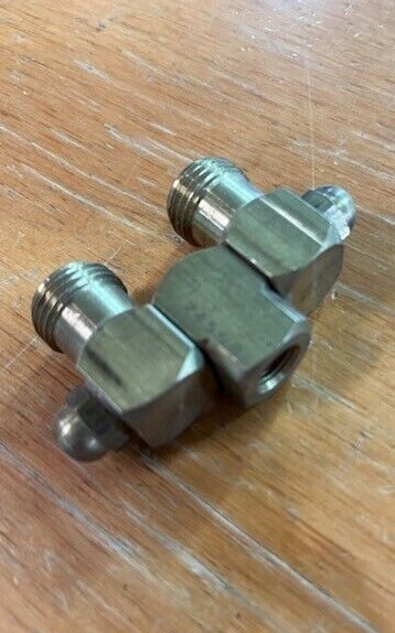 TeeJet 7450-2T Brass Swivel Nozzle Assembly