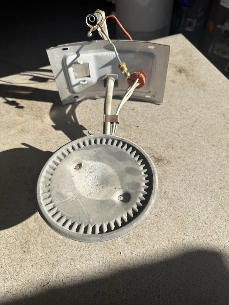 Rheem/RUUD/GE/Richmond 40-Gal. Nat-Gas Water Heater Thermocouple Burner Assembly