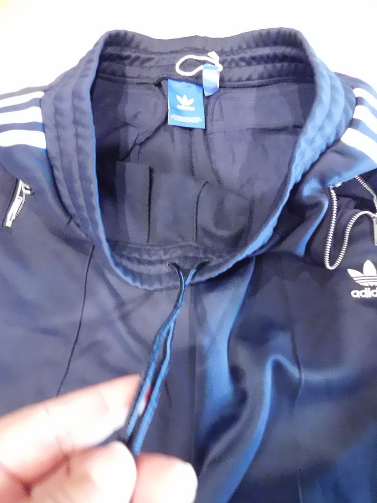 Adidas blue Medium shorts B38-64