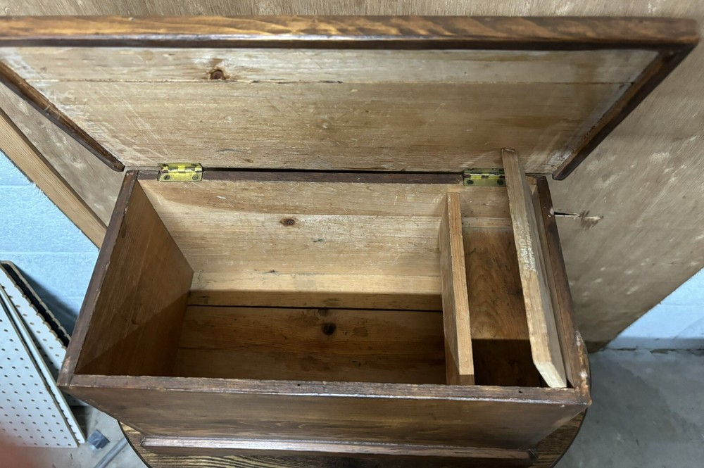 Miniature Salesman Sample Size Blanket Chest
