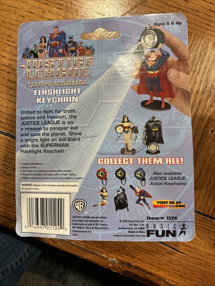 Superman Action Keychain And Flashlight Keychain 2005 Still In Original Package!