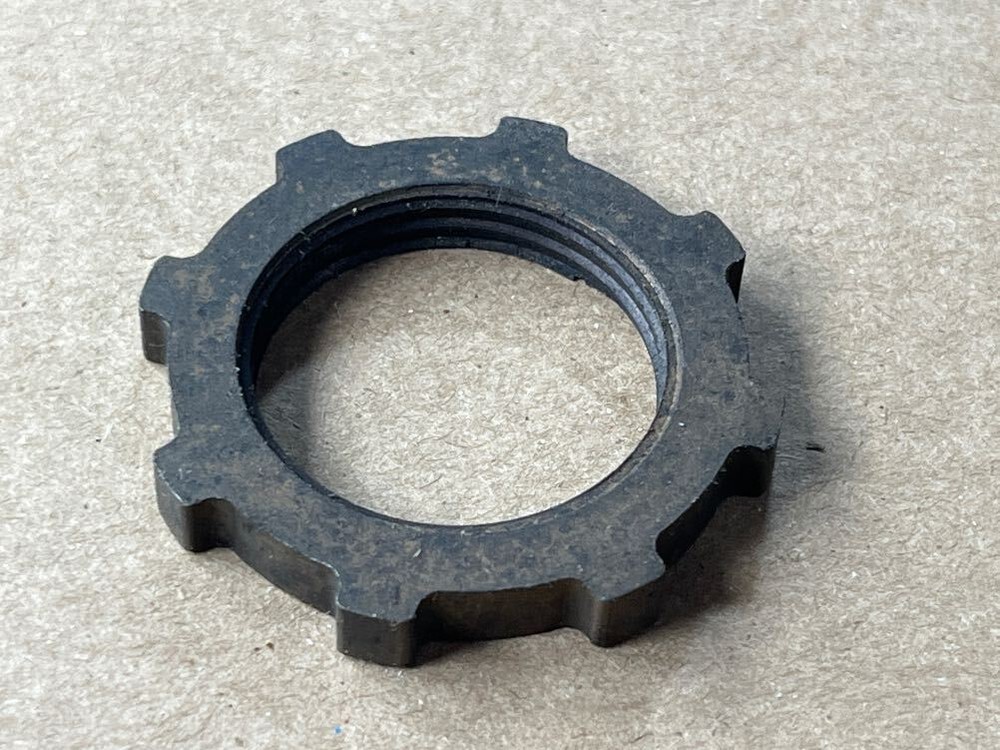 Briggs & Stratton 261409 MUFF/ELBOW LOCKNUT