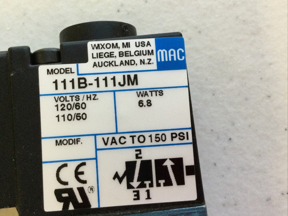 NEW MAC PNEUMATIC 111B-111JM SOLENOID VALVE, FREE SHIPPING