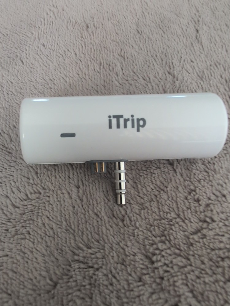 iTrip Apple Older iPod PAV4014Trip Auto FM Transmitter