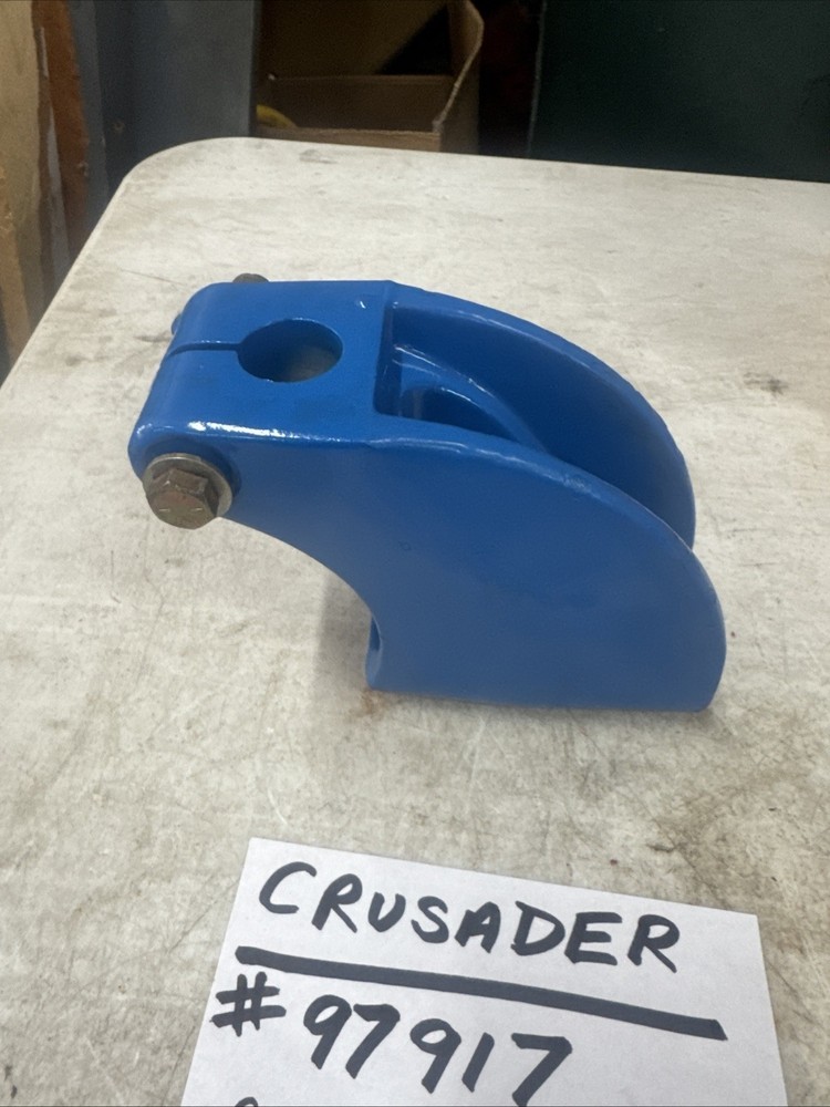 Crusader Rear Transmission Mount Bracket 97917