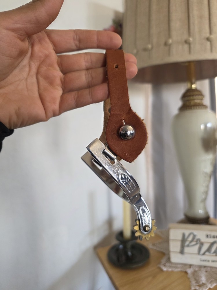 Weaver Youth Arrow Spurs