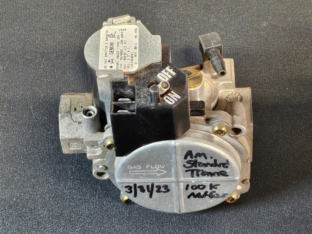 Gemini Gas Valve model 36G22 Type 209
