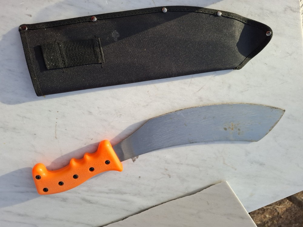 Ultimate Survival Technologies UST Blazer Parang Machete