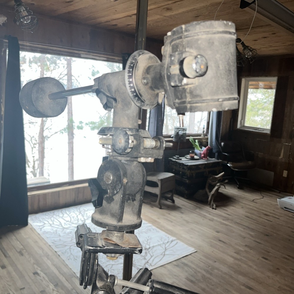 Bogen Manfrotto 3011 Tripod & with Head