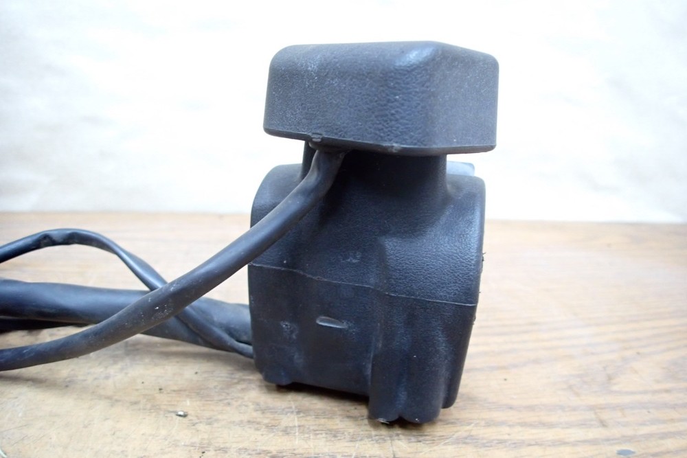 1999 HONDA GL1500 GOLDWING LEFT HAND SWITCH CONTROL BUTTON