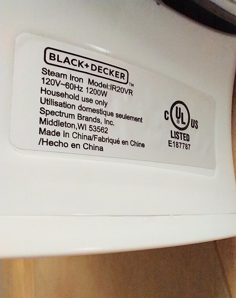 Black & Decker Steam Iron True Glide Premium - Works Fine