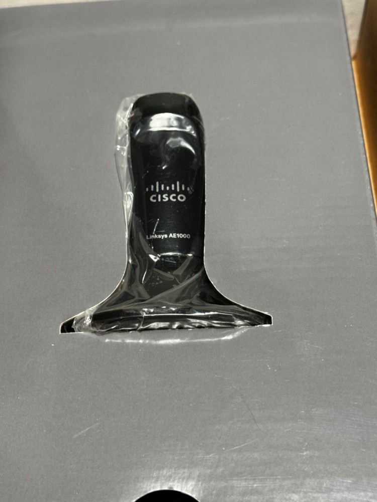 CISCO Linksys AE1000 High Performance Wireless N USB Adapter