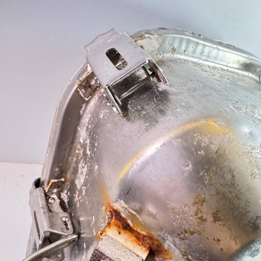 Space X Starship 34 - Recovered ENGINE BAY LIGHT - Flight 8