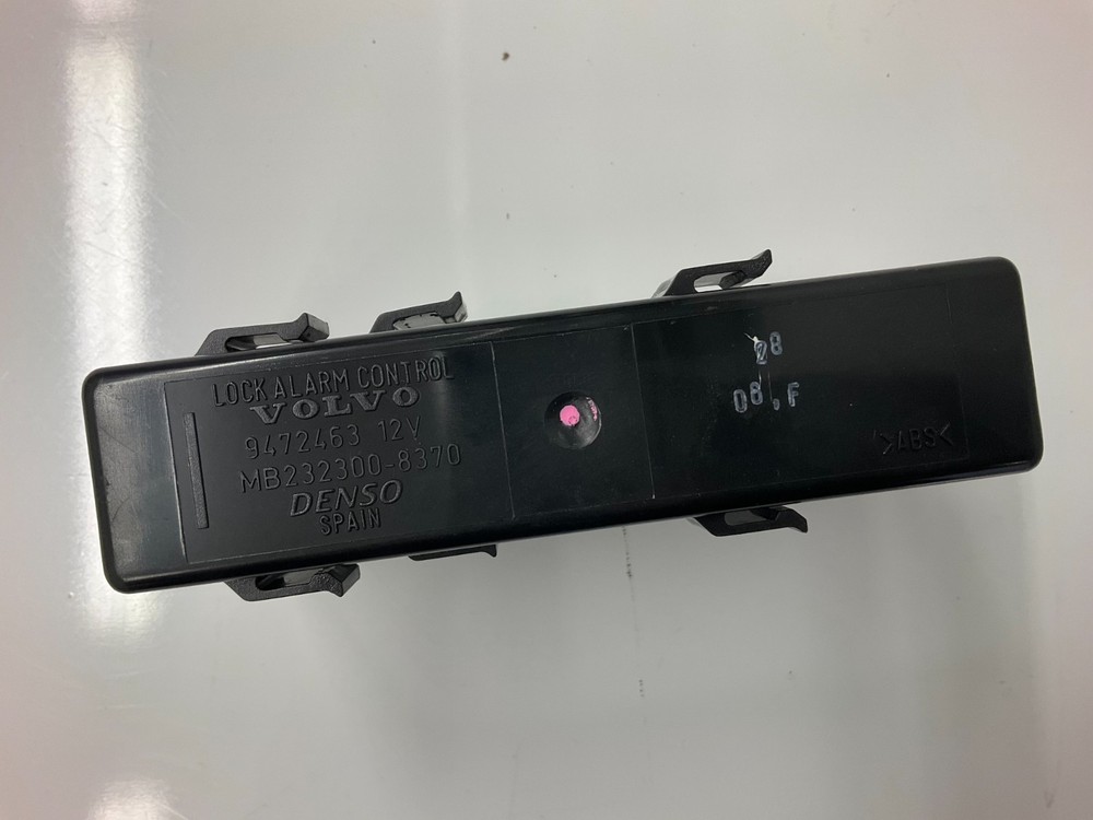 98-04 Volvo C70 Lock Alarm Control Module 9472463
