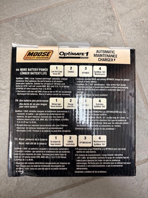 Moose 12V Automatic Maintenance Charger - 3807-0441