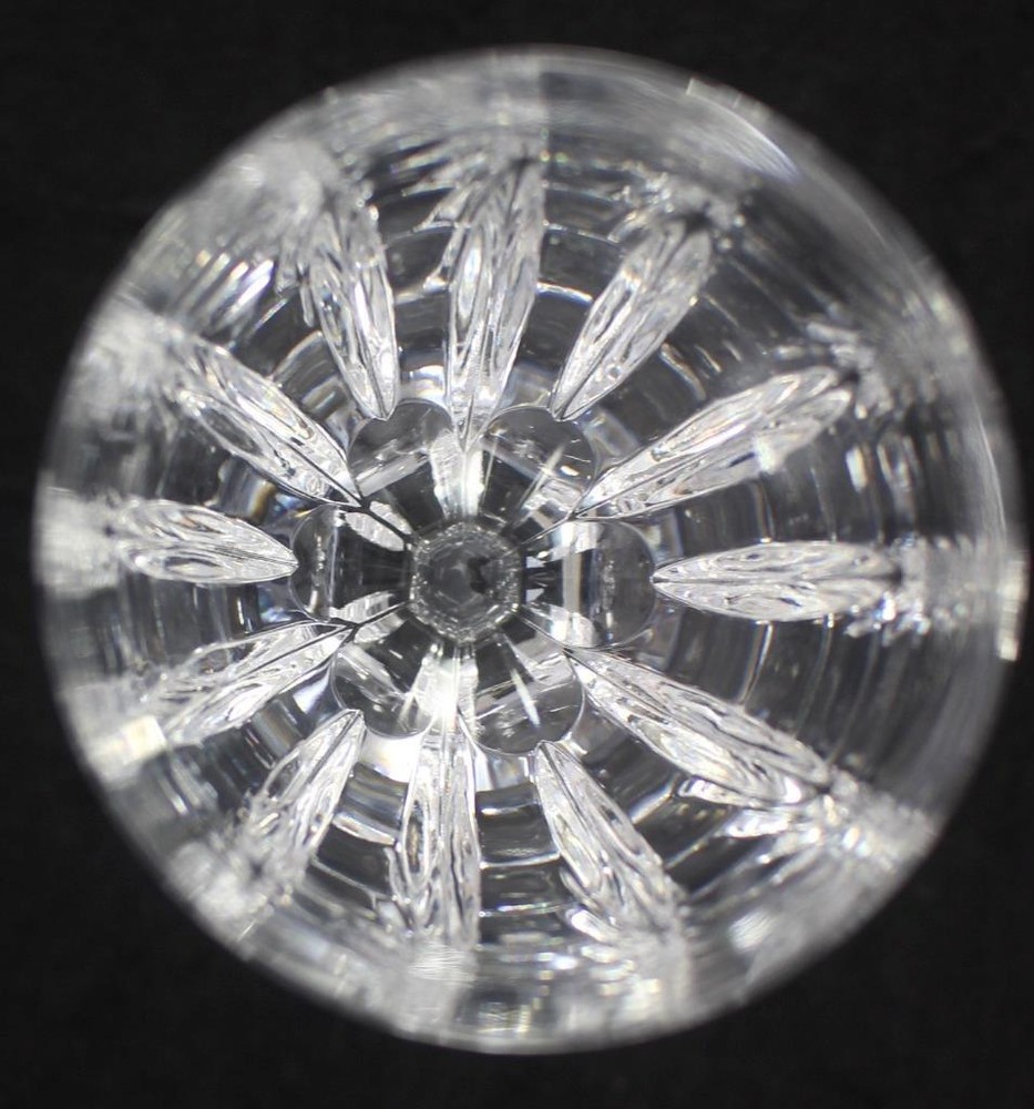 Atlantis Castelo Cut Crystal Wine Glass