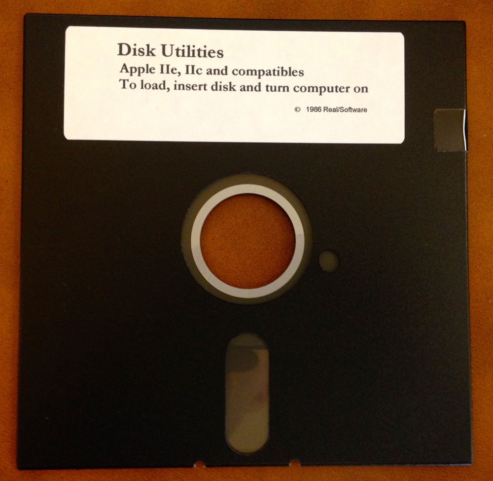 Disk Utilities / Real Software / Apple II, IIe, IIc, & IIgs Computers