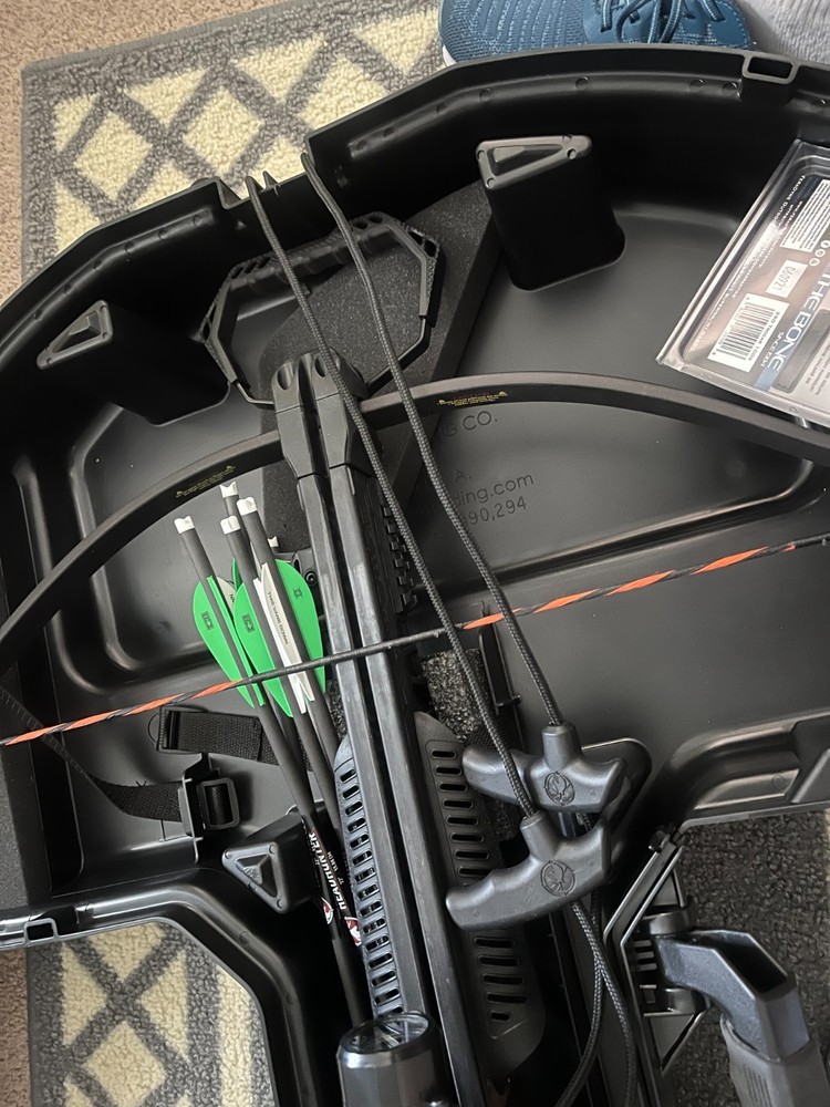 BARNETT CROSSBOW WITH EXTRAS