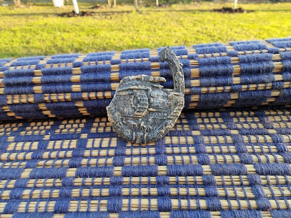 WW2 Original German Badge Front Item Relic.