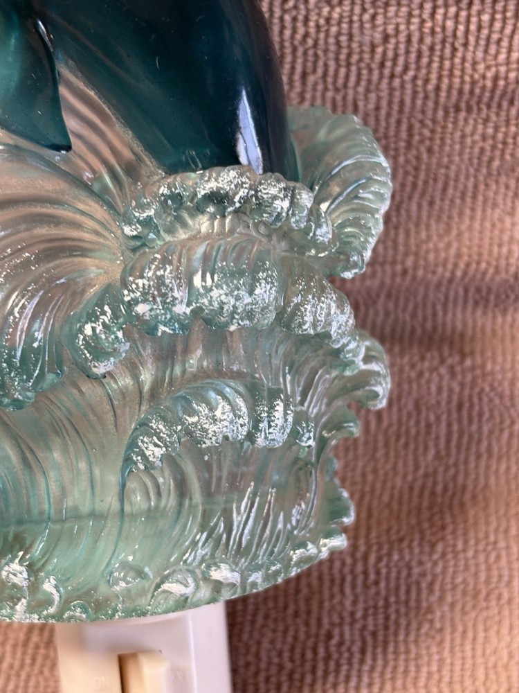 Vintage acrylic dolphin nightlight #B5