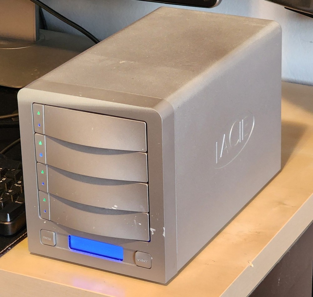 LaCie Biggest F800 4-Bay RAID Array 1.5TB Working Tested - READ